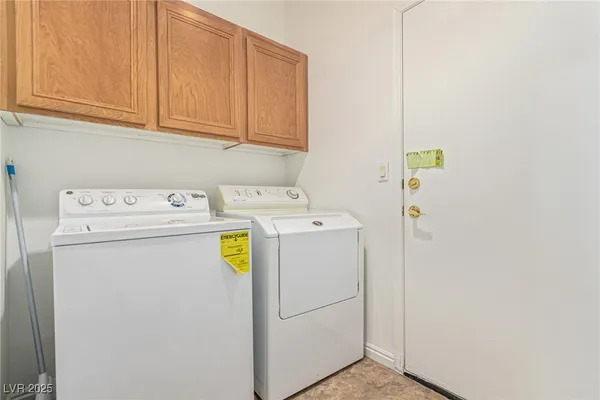 $640,000 | 2389 Rainswept Avenue, Henderson, NV 89052