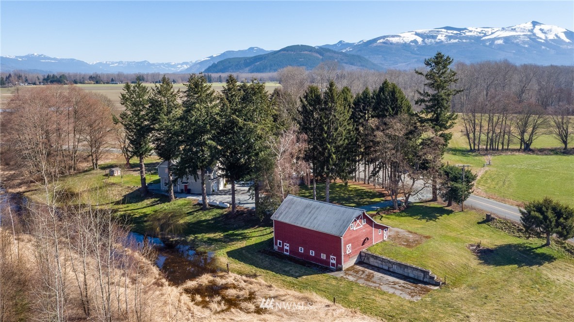 20633 Lafayette Road Burlington, WA 98233 - Photo 1 of 25 Gallery Image 1