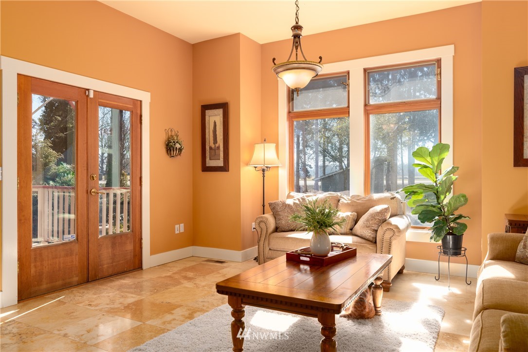 20633 Lafayette Road Burlington, WA 98233 - Photo 11 of 25 Gallery Image 11