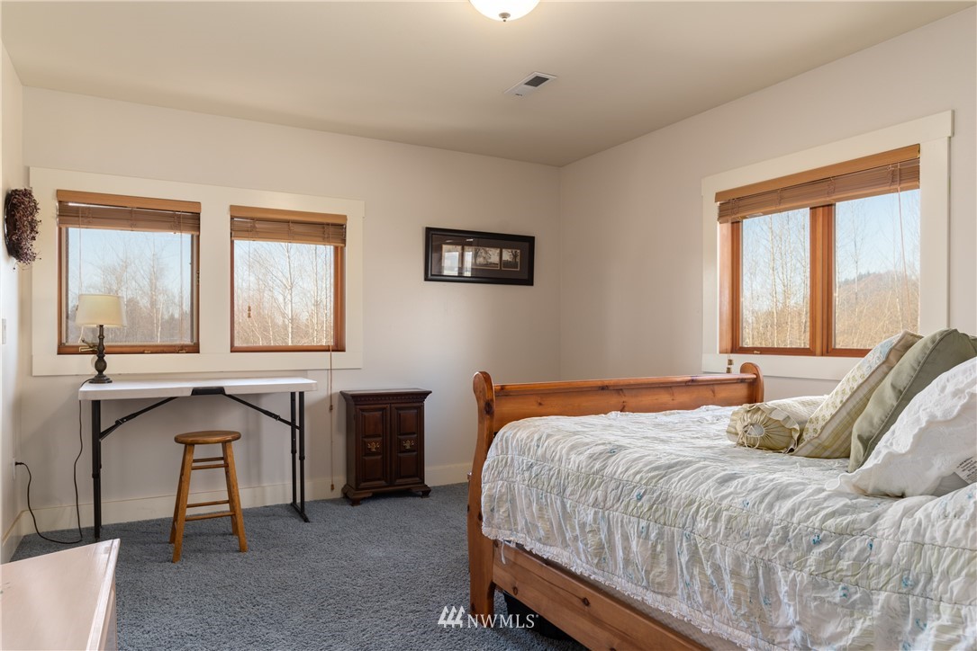 20633 Lafayette Road Burlington, WA 98233 - Photo 18 of 25 Gallery Image 18