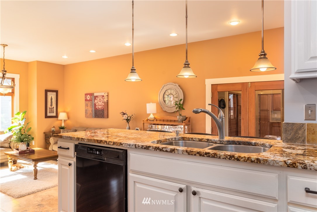 20633 Lafayette Road Burlington, WA 98233 - Photo 9 of 25 Gallery Image 9