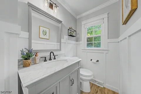 $675,000 | 8 Seneca Avenue, Rockaway, NJ 07866