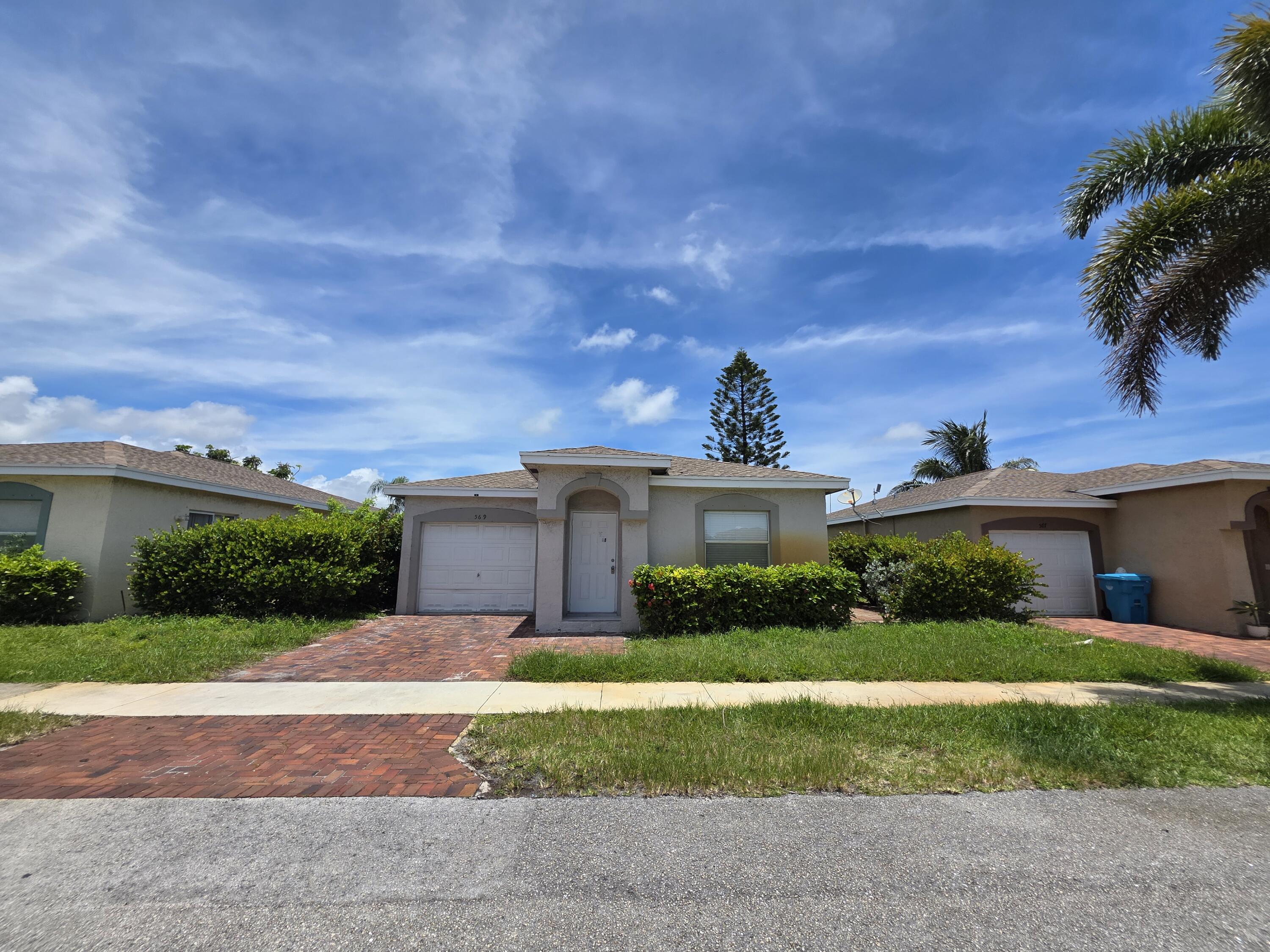 569 East Ridge Circle North Boynton Beach, FL 33435 - Photo 24 of 25 8