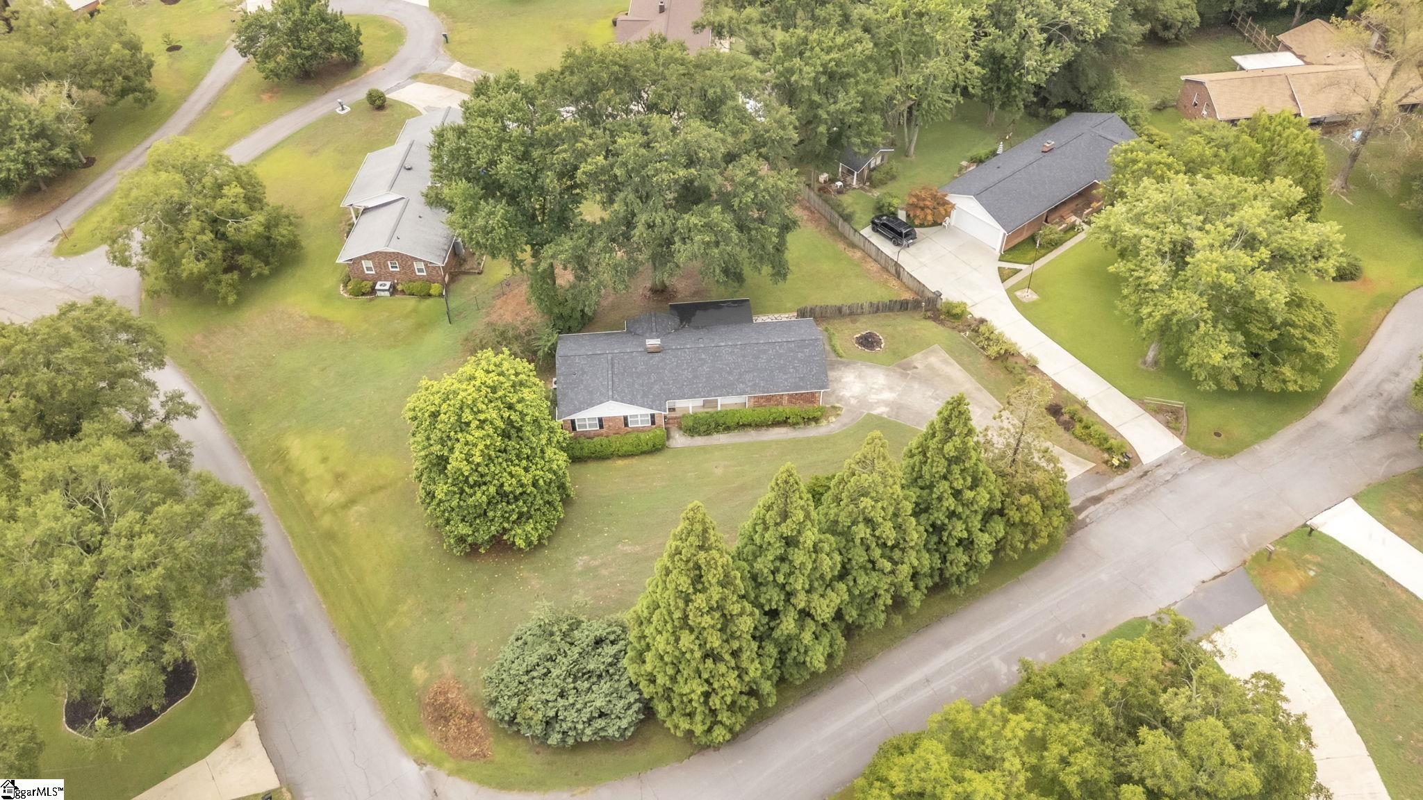 112 Lark Lane Anderson, SC 29625 - Photo 28 of 34