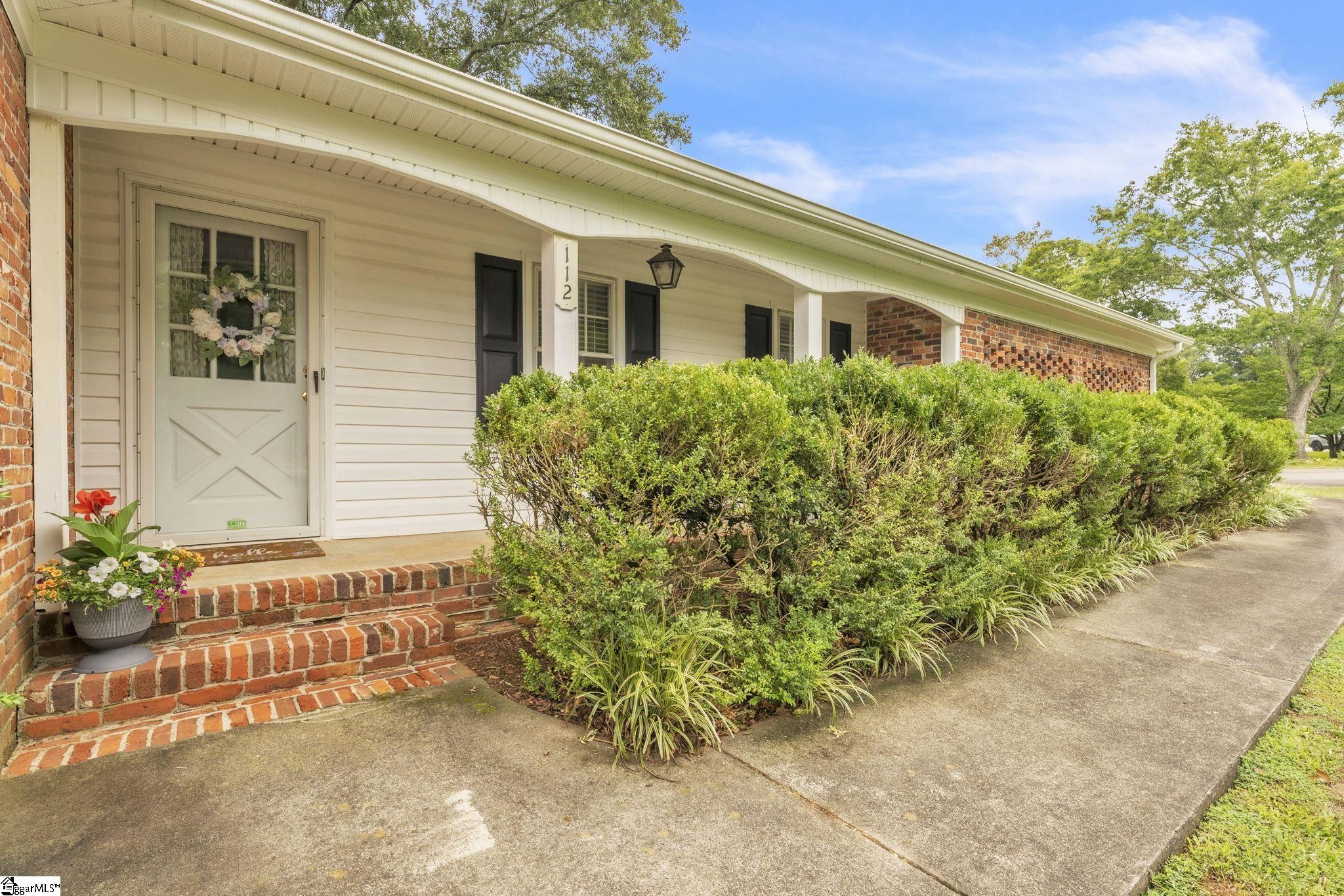 112 Lark Lane Anderson, SC 29625 - Photo 6 of 34