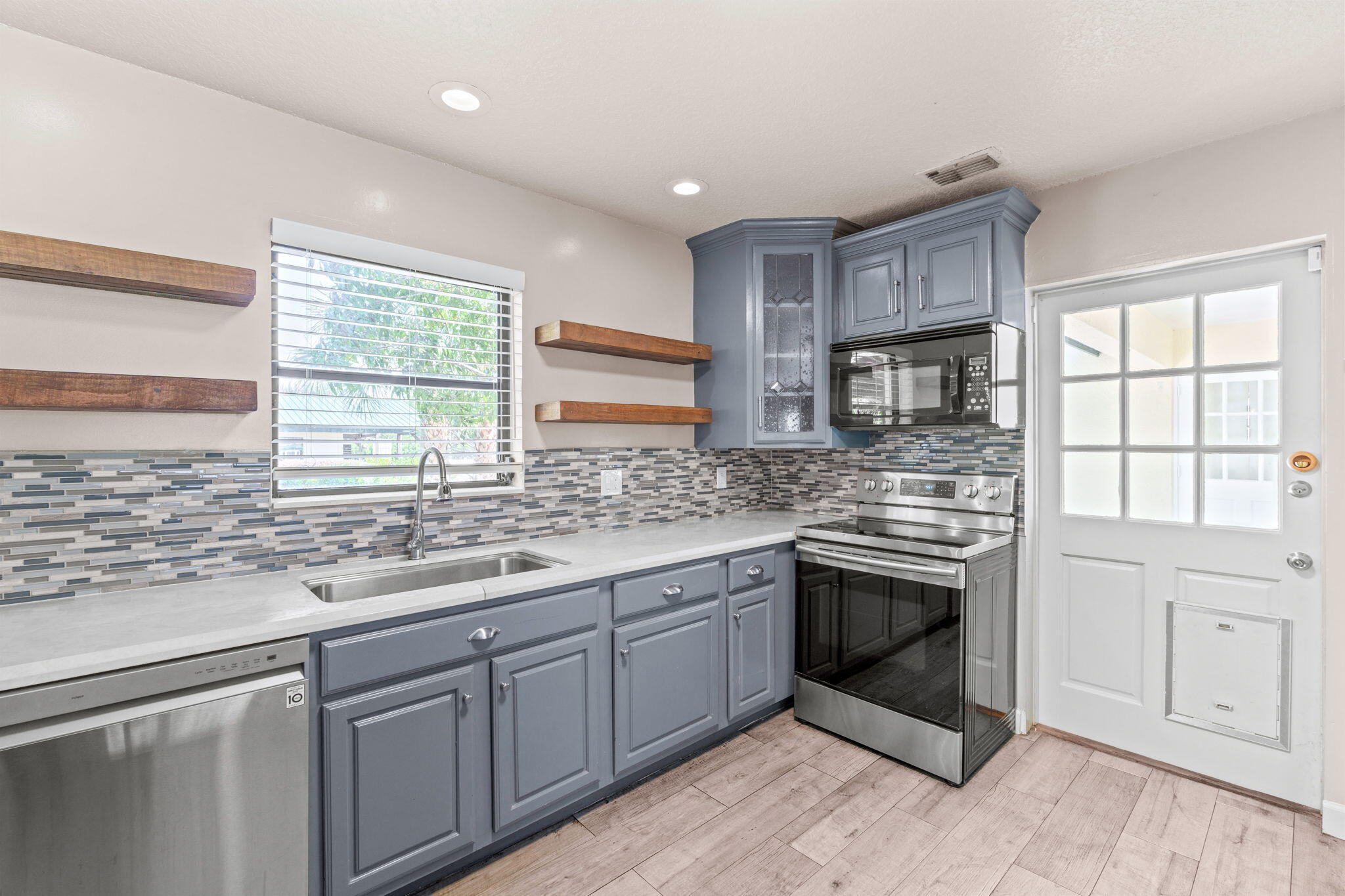 1230 F Road Loxahatchee Groves, FL 33470 - Photo 39 of 75 16-web-or-mls-A7408603 (2)