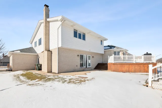 $4,000 | 790 Eastwind Drive, New Lenox, IL 60451