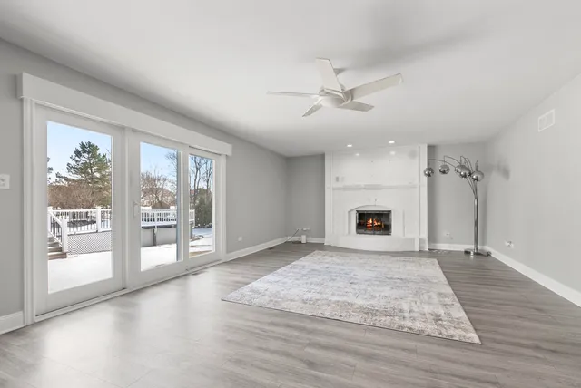 $4,000 | 790 Eastwind Drive, New Lenox, IL 60451