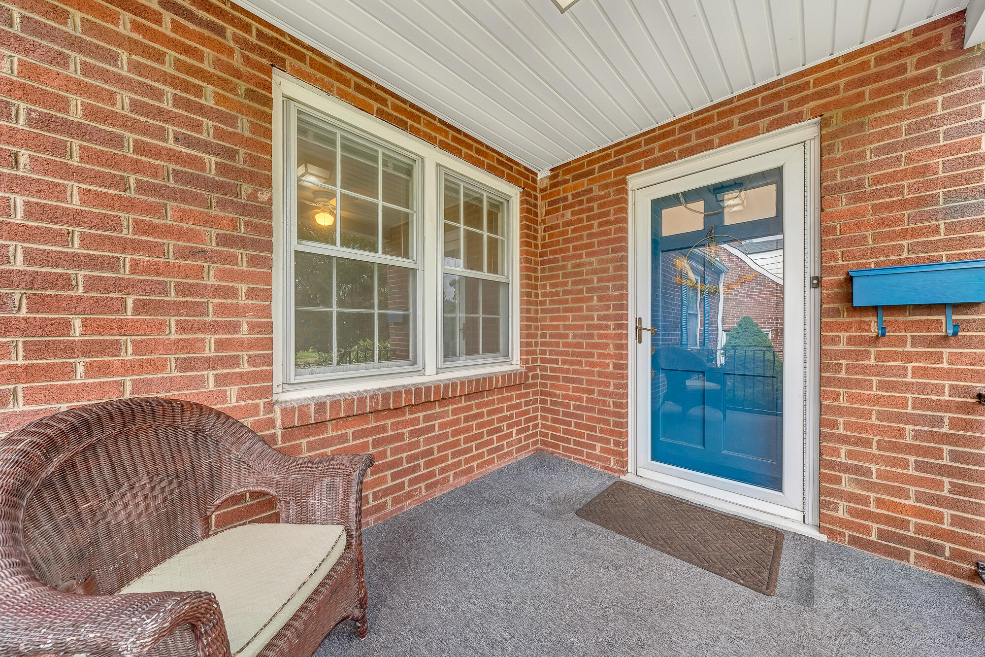 1818 Arden Road Southwest Roanoke, VA 24015 - Photo 7 of 39 06-D R E A M-5894