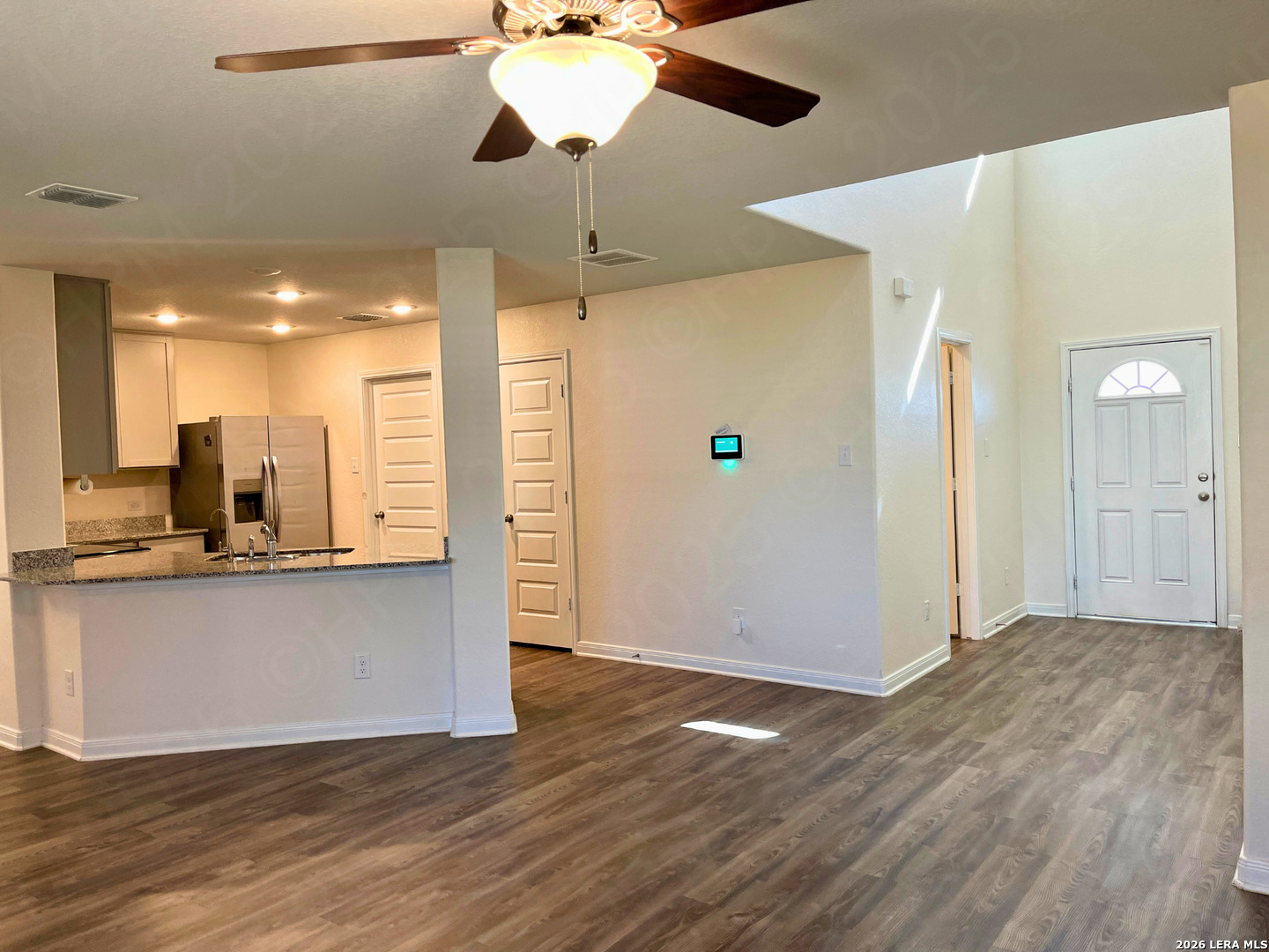 8563 Redhawk Loop San Antonio, TX 78222 - Photo 5 of 17