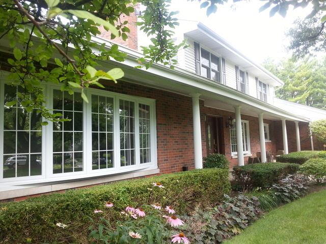 1718 Appleby Road Inverness, IL 60067 - Photo 1 of 24 front view of a house