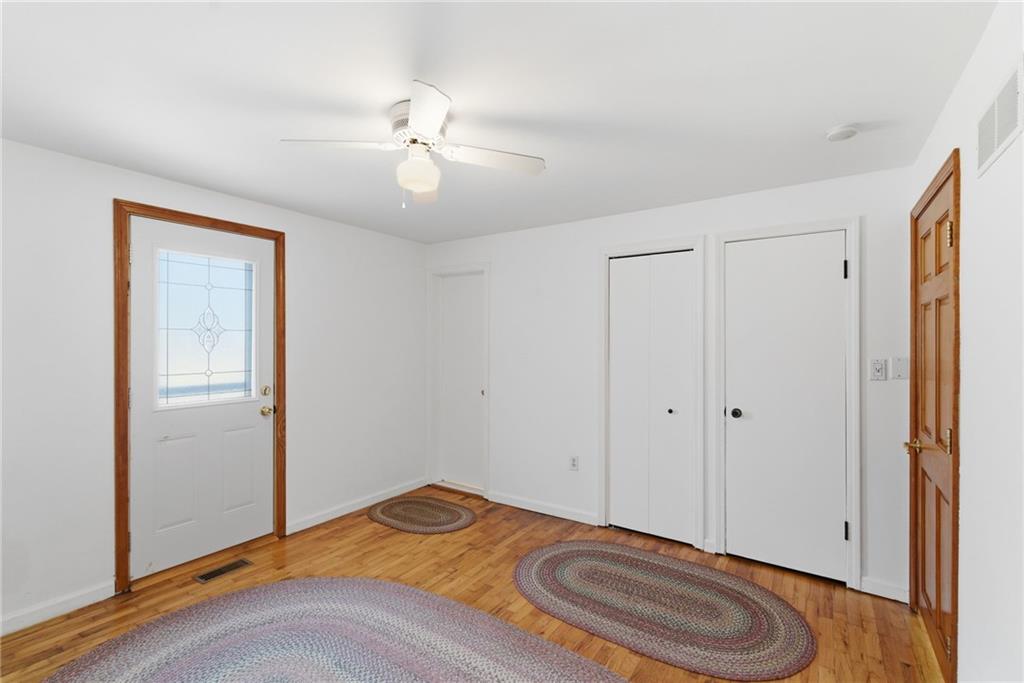 409 South Madison Street Spring Hill, KS 66083 - Photo 15 of 34