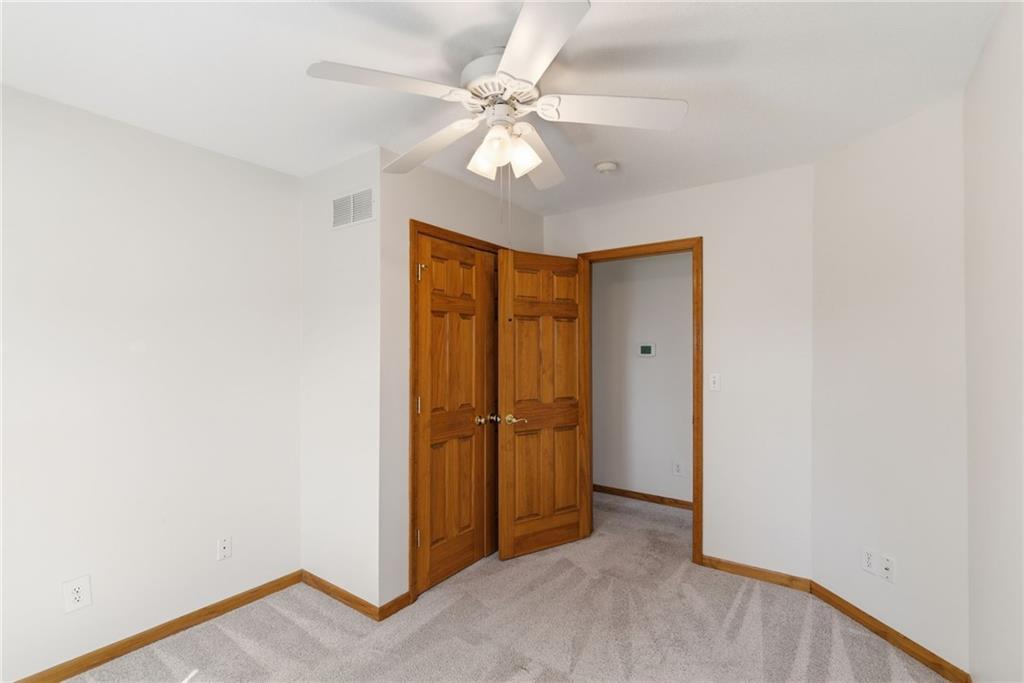 409 South Madison Street Spring Hill, KS 66083 - Photo 21 of 34