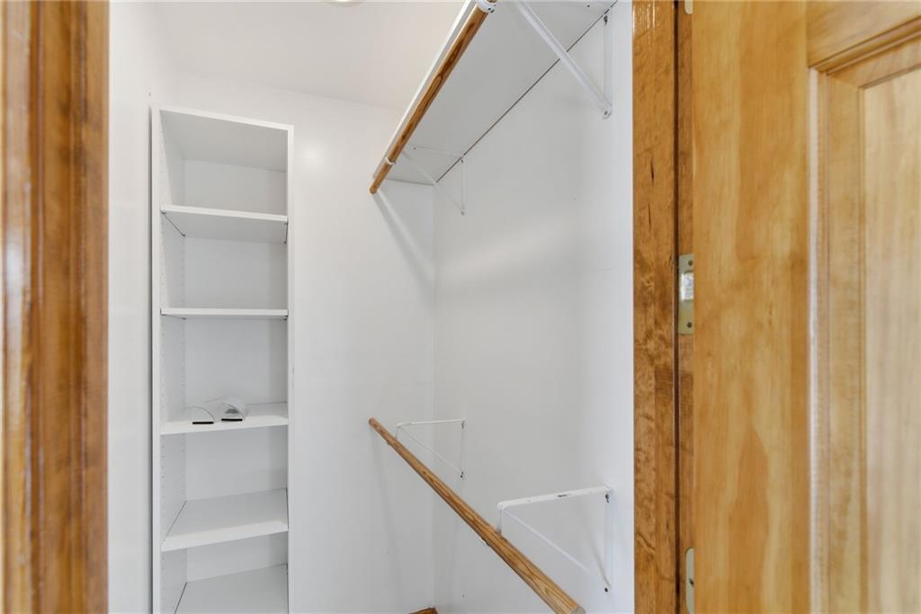 409 South Madison Street Spring Hill, KS 66083 - Photo 25 of 34