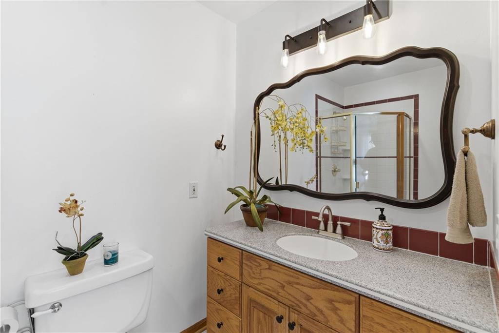 409 South Madison Street Spring Hill, KS 66083 - Photo 26 of 34