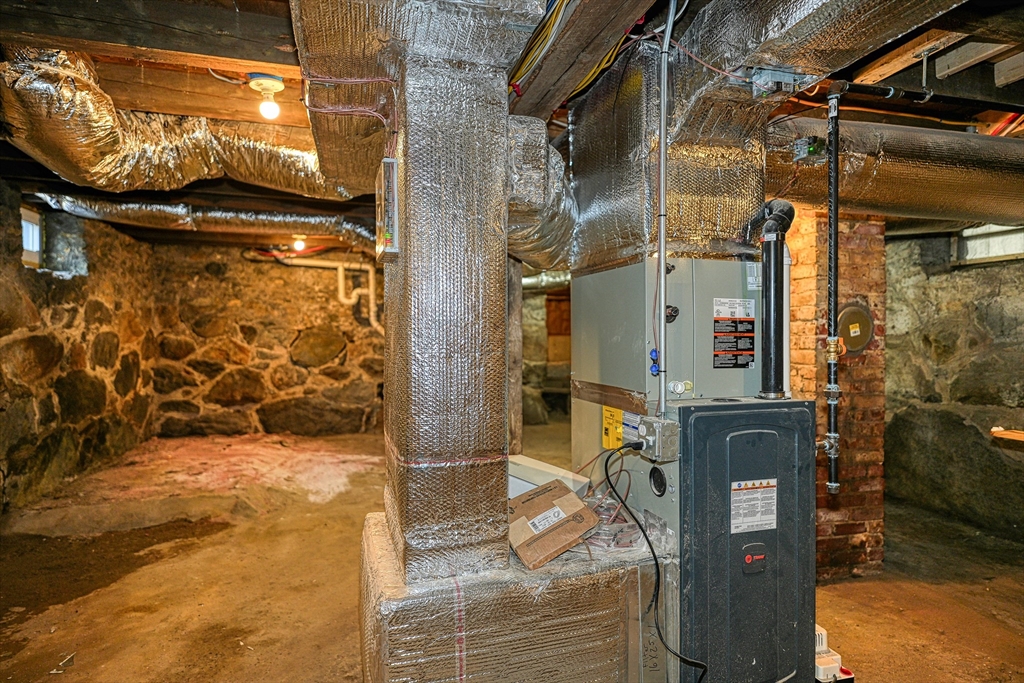 52 Concord Road Billerica, MA 01821 - Photo 34 of 40 Gallery Image 34