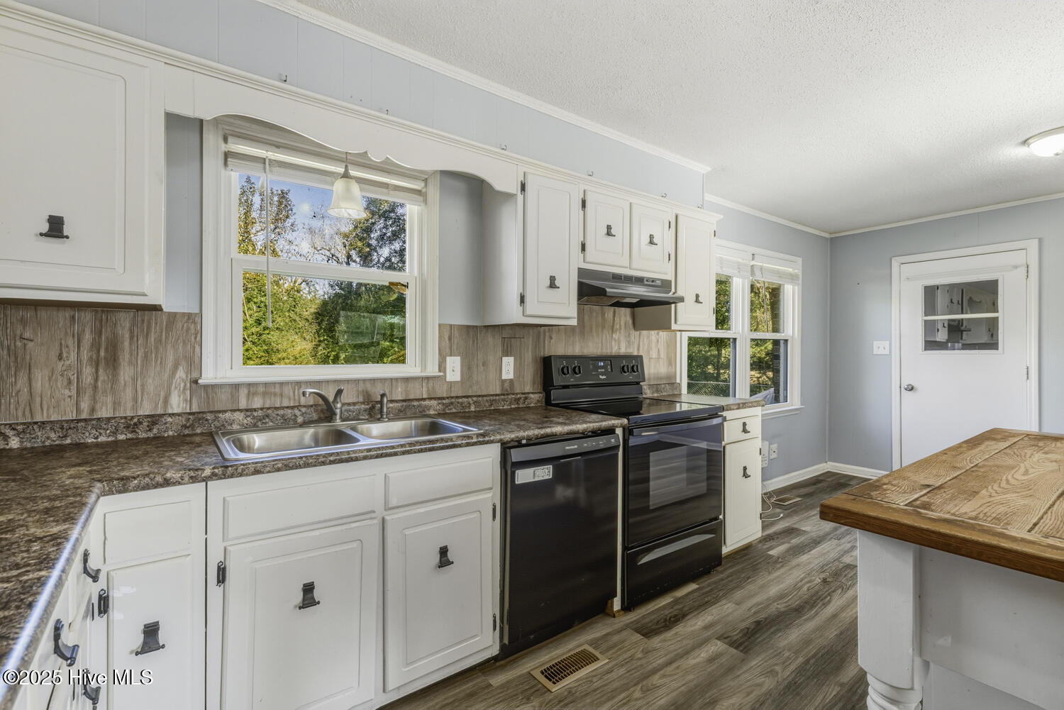 5124 Gum Branch Road Jacksonville, NC 28540 - Photo 5 of 15 gumbranch-8