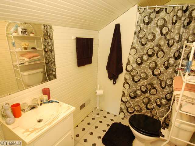 214 Welcome-Arcadia Road Lexington, NC 27295 - Photo 11 of 16 Other. Bathroom
