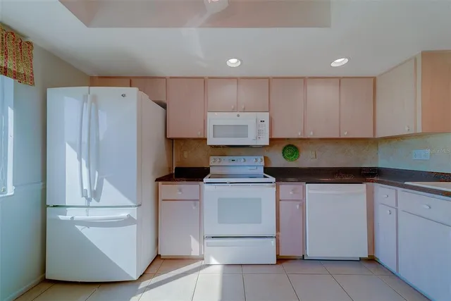 $249,500 | 3430 Stonehaven Court East, Unit D, Palm Harbor, FL 34684