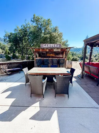 $357,900 | 37969 Road 422, Oakhurst, CA 93644