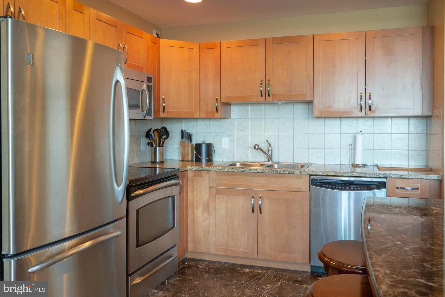 901 North Penn Street, Unit R1107 Philadelphia, PA 19123 - Photo 9 of 20