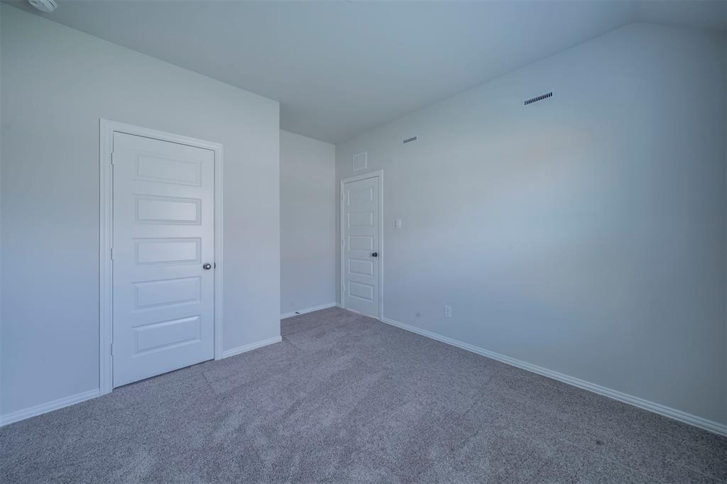 516 Ridgewood Drive Van Alstyne, TX 75495 - Photo 18 of 25 a view of an empty room