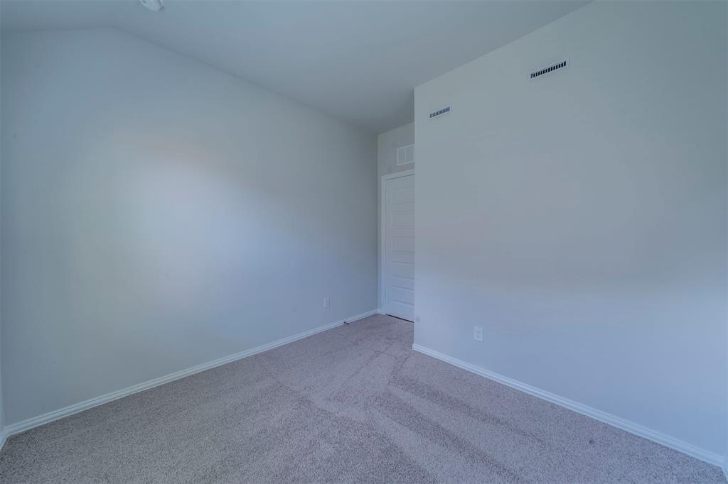 516 Ridgewood Drive Van Alstyne, TX 75495 - Photo 20 of 25 a view of an empty room