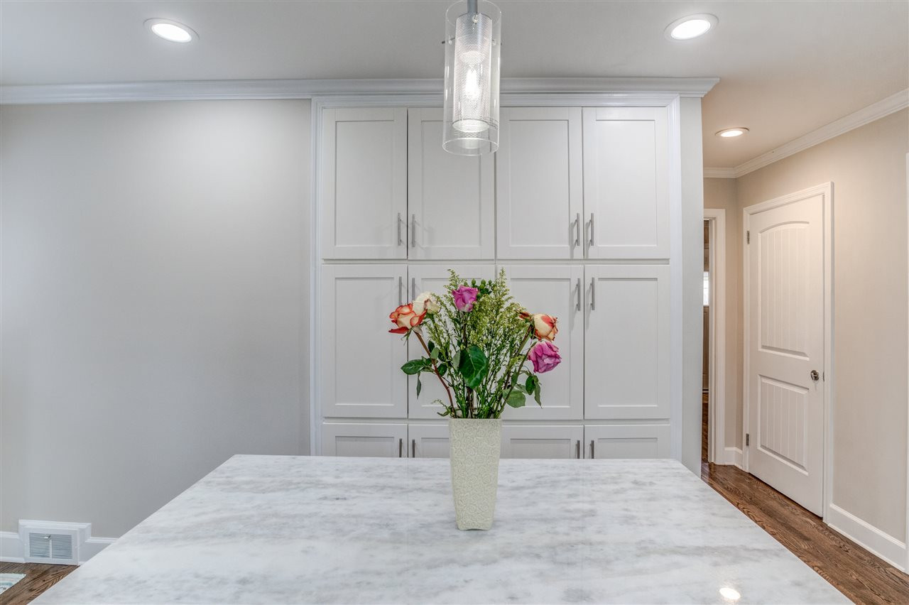 2624 Wade Avenue Raleigh, NC 27607 - Photo 14 of 30 Cabinets