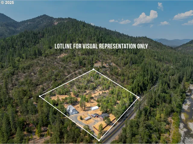 $535,000 | 3461 West Evans Creek Road, Rogue River, OR 97537