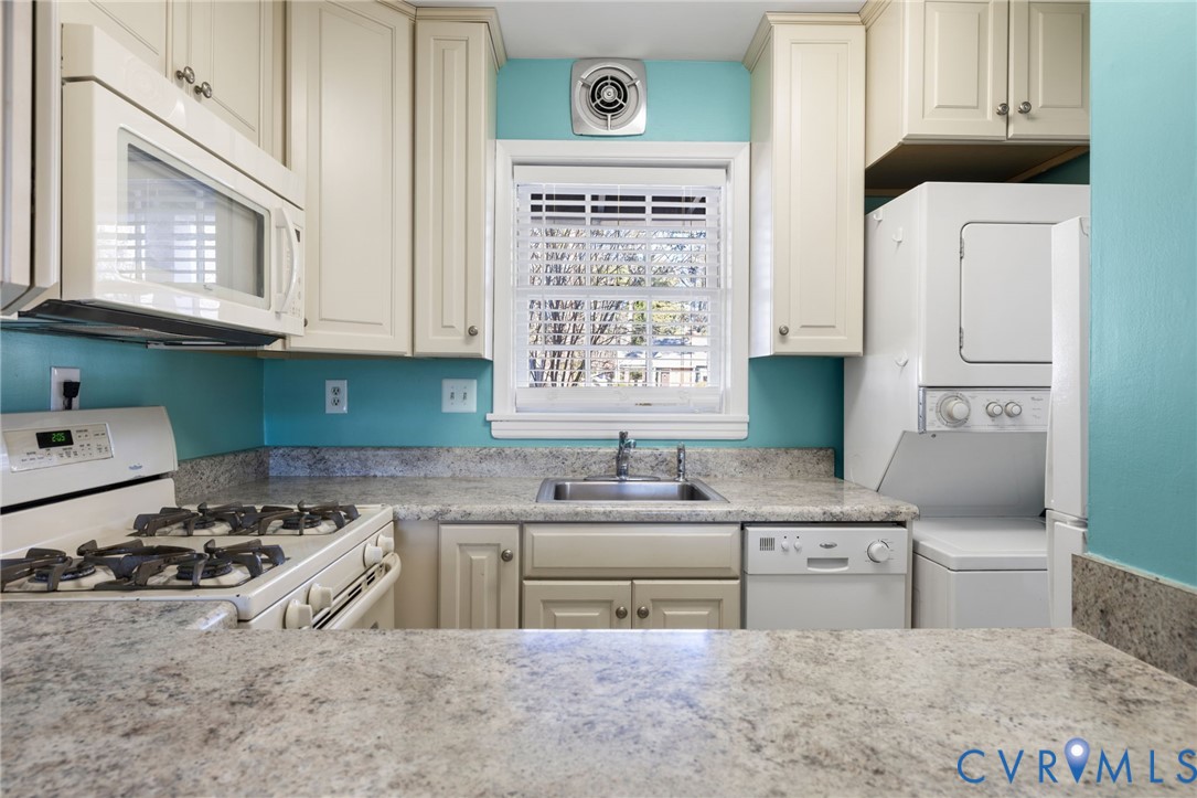 9105 Derbyshire Road, Unit B Henrico, VA 23229 - Photo 10 of 17