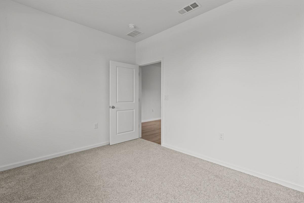 2348 East Loomis Road Stockton, CA 95205 - Photo 5 of 21