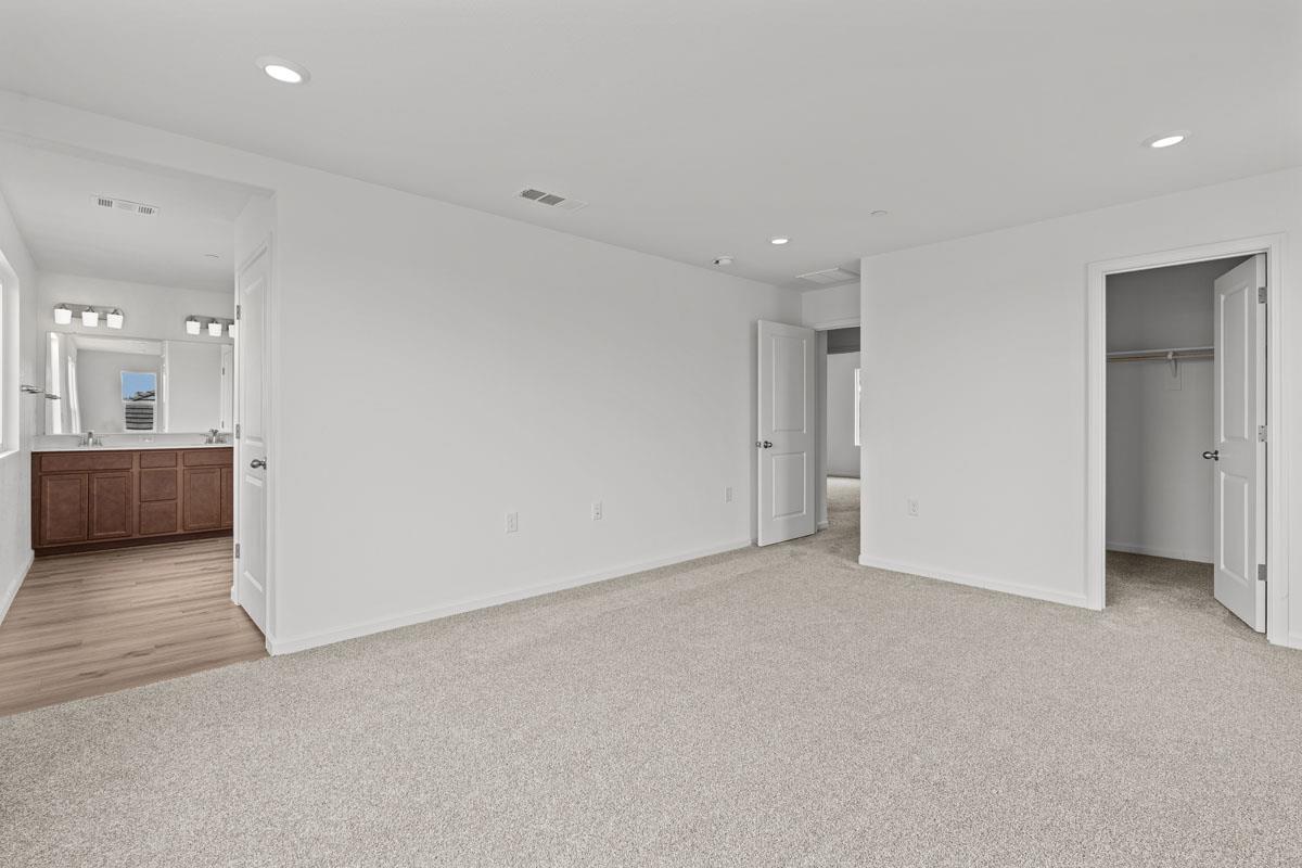 2348 East Loomis Road Stockton, CA 95205 - Photo 8 of 21