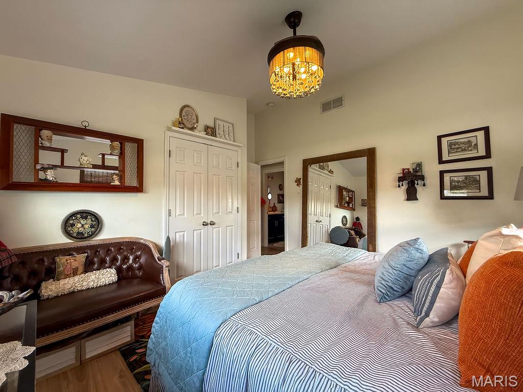 3708 Edwards Road St. Louis, MO 63125 - Photo 18 of 25 Gallery Image 18
