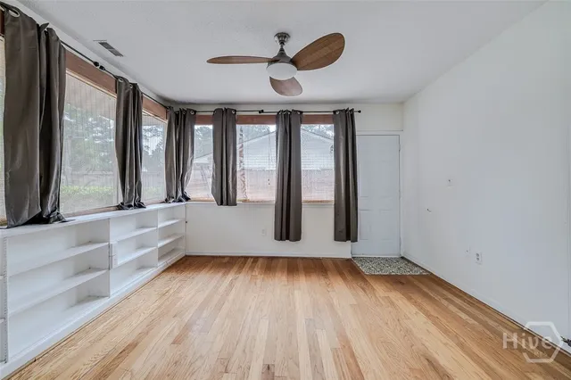 $1,950 | 17 Summit Drive, Savannah, GA 31406