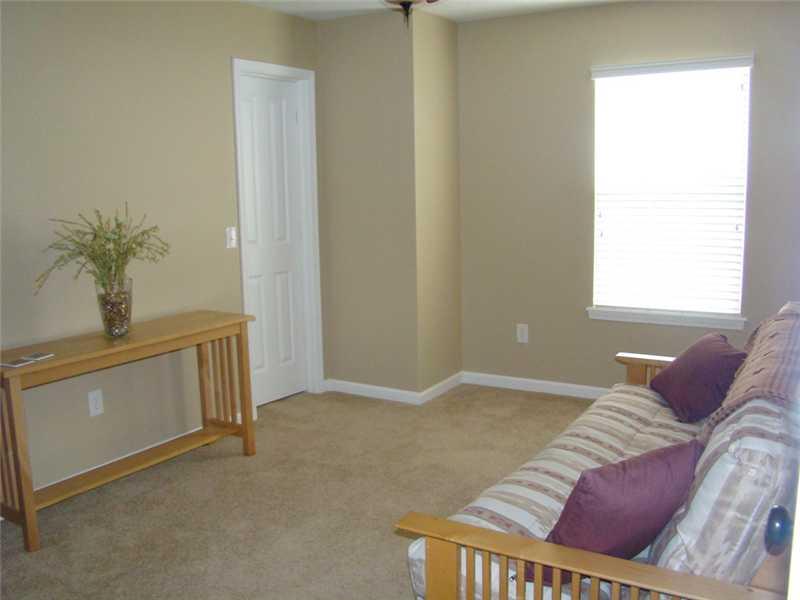 5668 Yorktown Road Plainfield, IN 46168 - Photo 16 of 21 Gallery Image 16