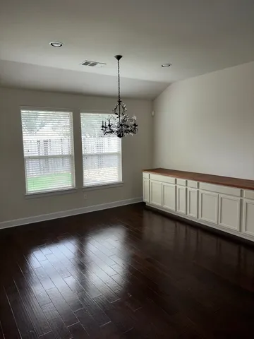 $2,800 | 509 Fair Oaks Drive, Georgetown, TX 78628