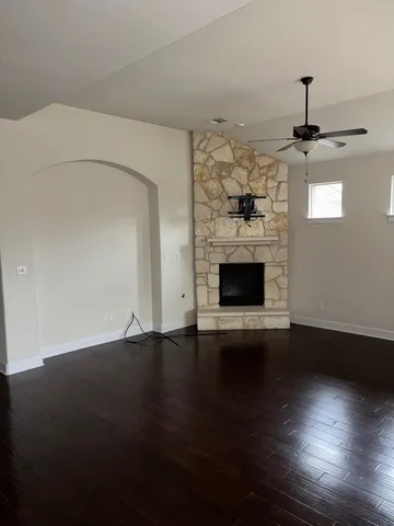 $2,800 | 509 Fair Oaks Drive, Georgetown, TX 78628