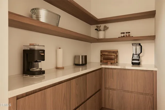 $18,995 | 11638 Kling Street, Los Angeles, CA 91602