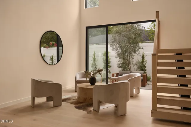 $18,995 | 11638 Kling Street, Los Angeles, CA 91602