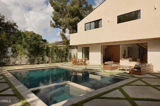 $18,995 | 11638 Kling Street, Los Angeles, CA 91602