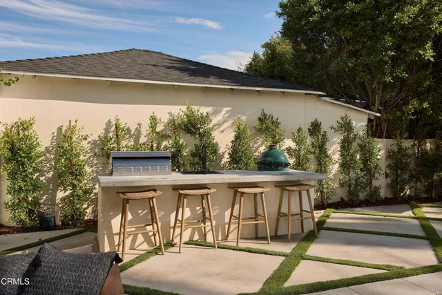 $18,995 | 11638 Kling Street, Los Angeles, CA 91602