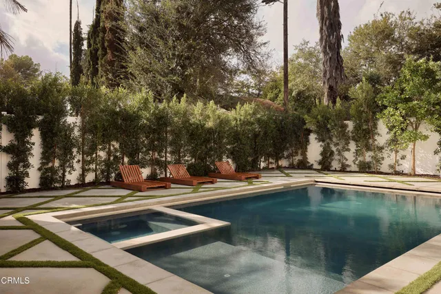 $18,995 | 11638 Kling Street, Los Angeles, CA 91602