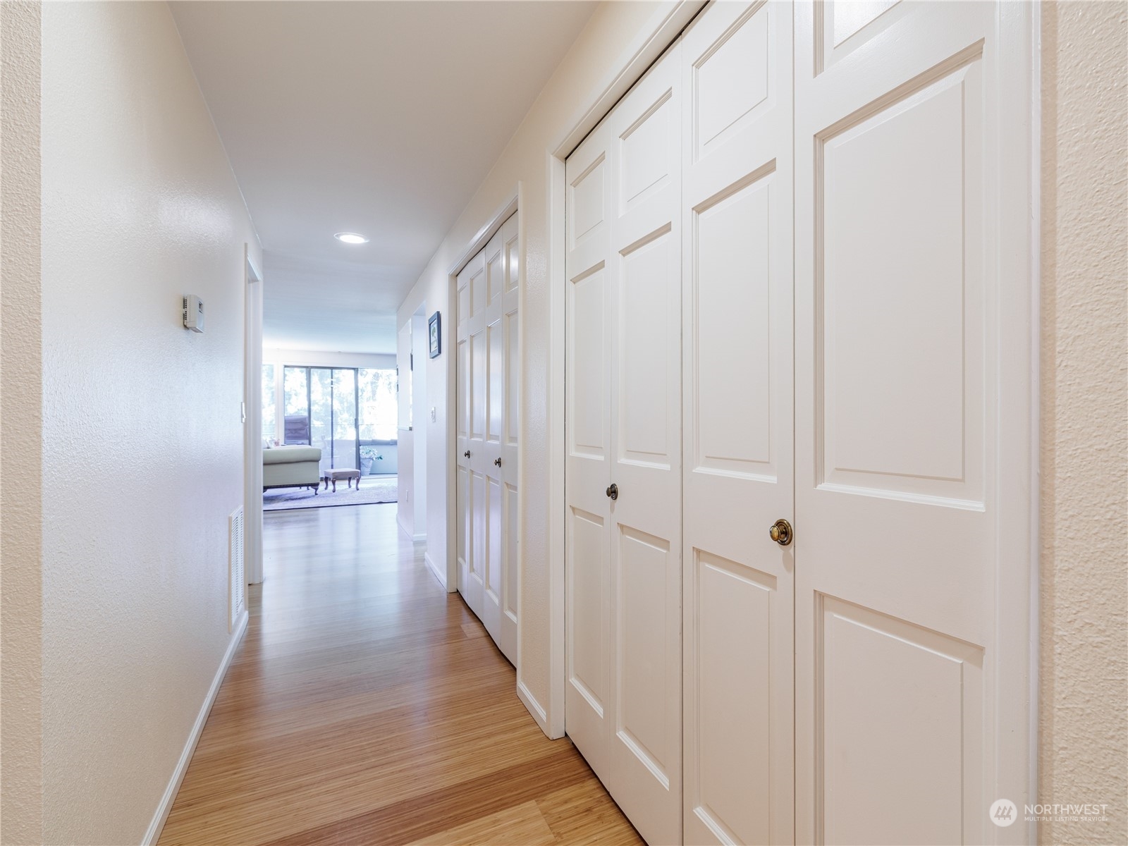 16929 Inglewood Road Northeast, Unit 203 Kenmore, WA 98028 - Photo 18 of 39