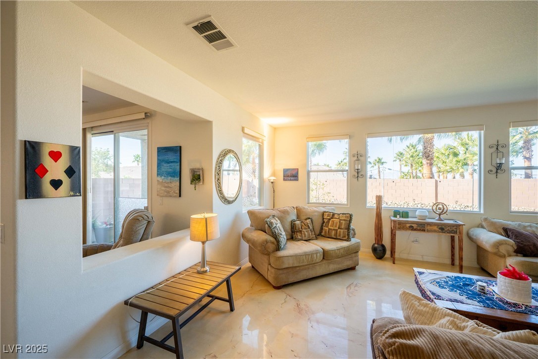 359 Hoskins Court Henderson, NV 89012 - Photo 19 of 85