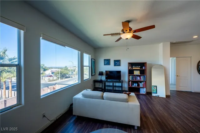 $4,195 | 359 Hoskins Court, Henderson, NV 89012