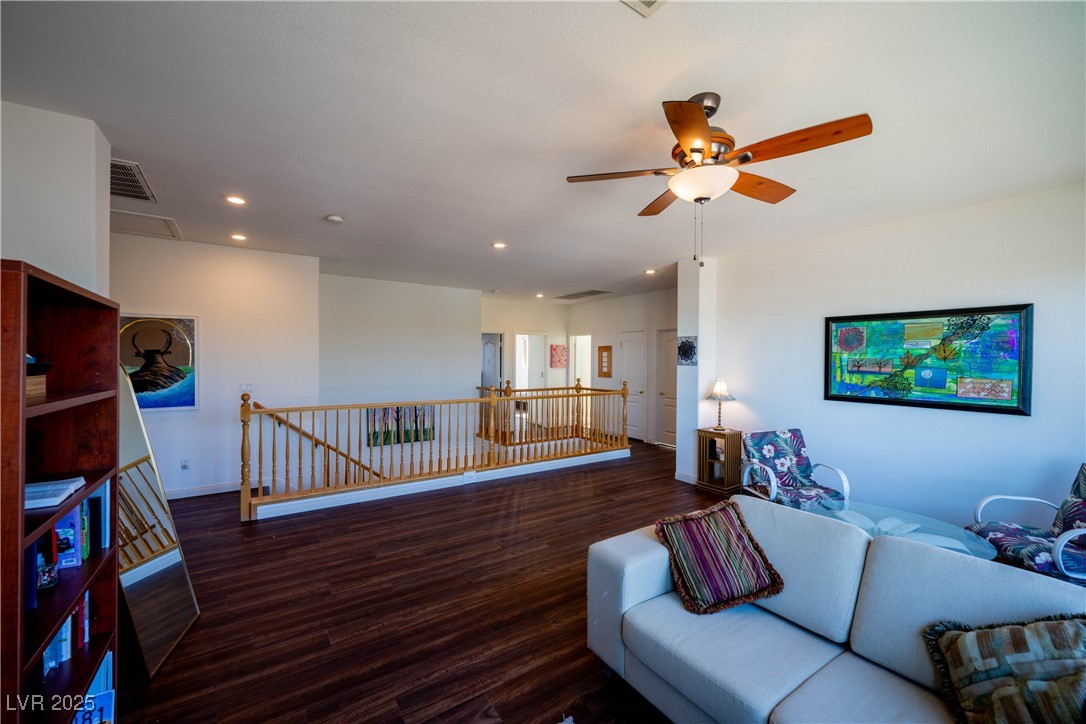 359 Hoskins Court Henderson, NV 89012 - Photo 63 of 85