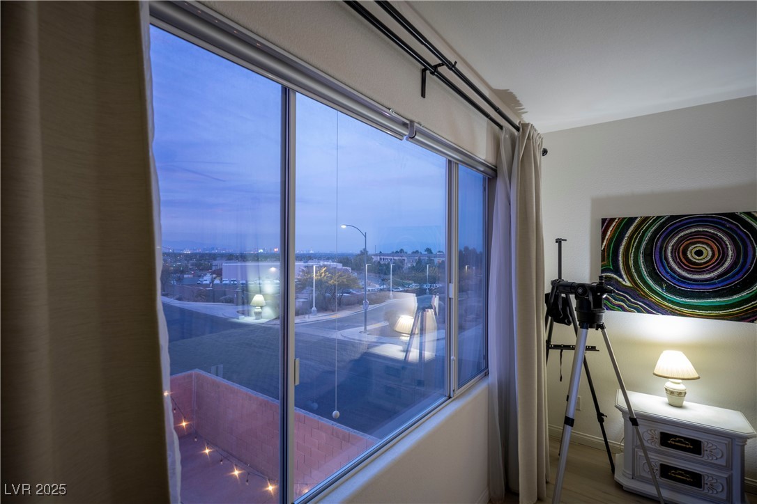 359 Hoskins Court Henderson, NV 89012 - Photo 72 of 85 View of interior details