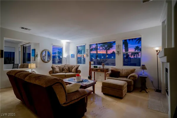 $4,195 | 359 Hoskins Court, Henderson, NV 89012