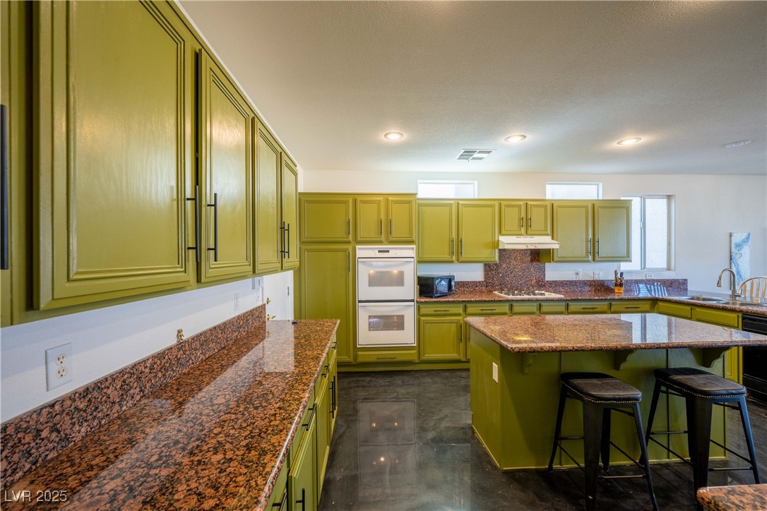 359 Hoskins Court Henderson, NV 89012 - Photo 9 of 85