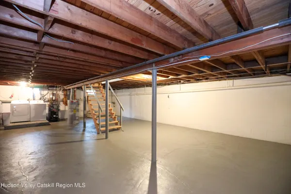 $369,000 | 11 Mountain View Avenue, Saugerties, NY 12477